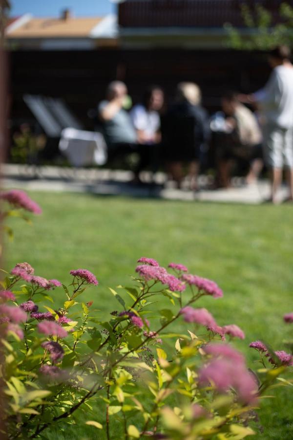 Guest House Fleurs Liptovský Mikuláš Екстериор снимка